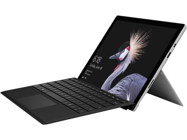 Microsoft Surface Pro 4:(Core i7, 6th Gen)