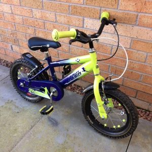 A 14-inch kids' bike is typically suitable for children aged 3 to 5 years